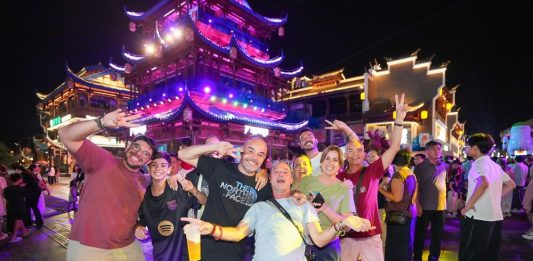 Cina: Zhangjiajie, patrimonio culturale favorisce boom del turismo estivo (3)
