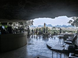 Cina: grotte del Guangxi Zhuang diventano una popolare meta turistica (3)