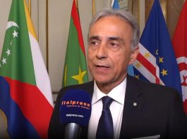 Scade la tregua Iran-Usa, Sequi “Ora negoziati per tappe con Hormuz al centro”