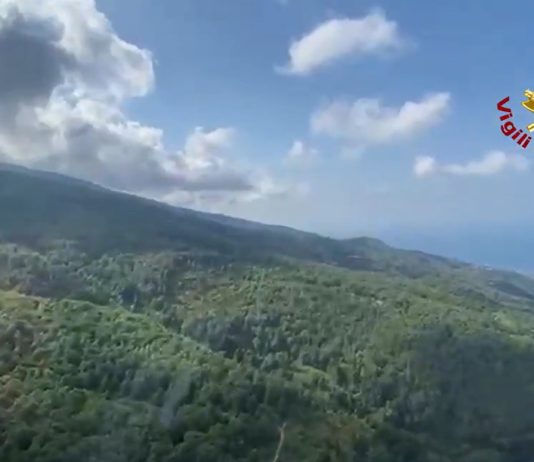 Ultraleggero scomparso nel Cosentino, proseguono le ricerche