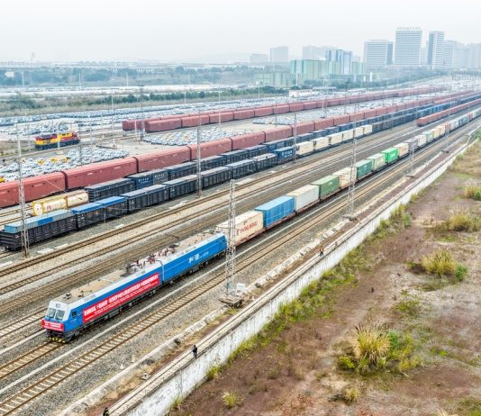 Cina: ferrovie hanno gestito 2,35 mld tonnellate di merci nei primi sette mesi