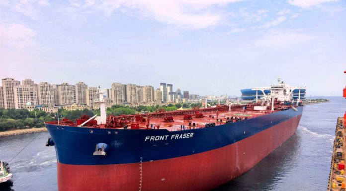 Cina: cantiere navale consegna superpetroliera da 300.000 tonnellate