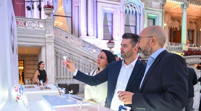 Cina: Huawei presenta nuovi prodotti sul mercato turco (3)