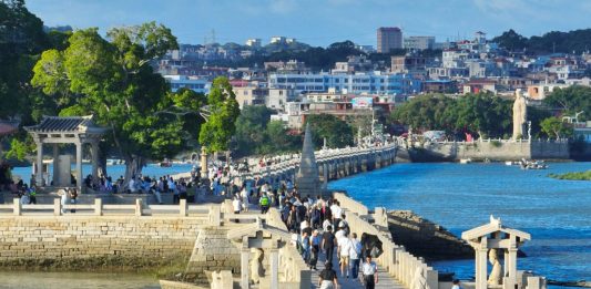 Cina: patrimonio culturale attira turisti sul ponte Luoyang a Quanzhou (2)