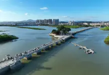 Cina: patrimonio culturale attira turisti sul ponte Luoyang a Quanzhou (3)