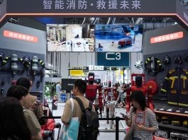 Cina: robot industriali e per emergenze in mostra alla WRC 2026 di Pechino (1)