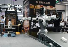 Cina: robot industriali e per emergenze in mostra alla WRC 2026 di Pechino (3)