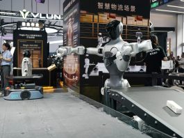 Cina: robot industriali e per emergenze in mostra alla WRC 2026 di Pechino (3)