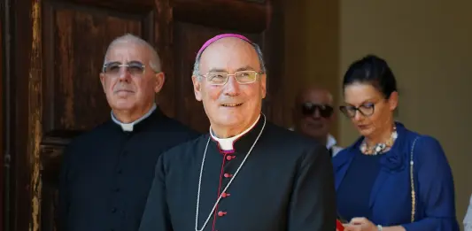 Vescovo Giurdanella “Respingimento è una parola antievangelica e disumana”