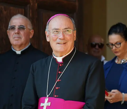 Vescovo Giurdanella “Respingimento è una parola antievangelica e disumana”