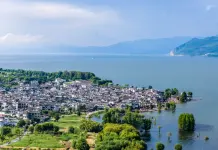 Cina: oltre 17 milioni di visitatori sul corridoio ecologico del lago Erhai (2)
