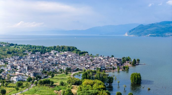 Cina: oltre 17 milioni di visitatori sul corridoio ecologico del lago Erhai (2)