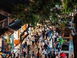 Cina: nei primi sette mesi oltre 22mln di turisti nell’antica città di Dali (3)