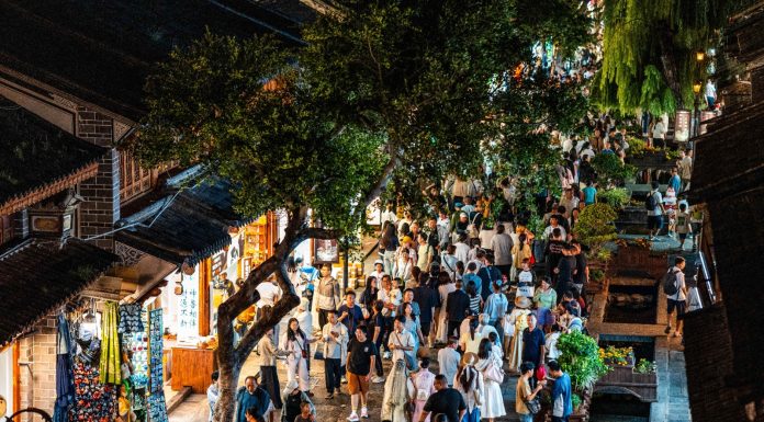 Cina: nei primi sette mesi oltre 22mln di turisti nell’antica città di Dali (3)