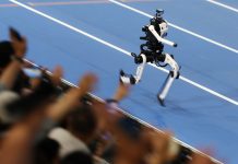 Cina: robot umanoidi si sfidano tra sport e prove di abilità (1)