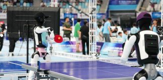 Cina: robot umanoidi si sfidano tra sport e prove di abilità (3)