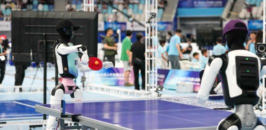 Cina: robot umanoidi si sfidano tra sport e prove di abilità (3)