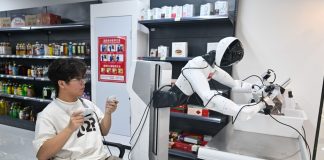 Cina: robot addestrati in scenari reali nel centro dati di JD.com (1)