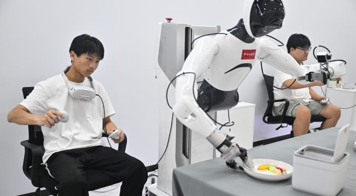 Cina: robot addestrati in scenari reali nel centro dati di JD.com (2)