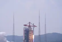 Cina: lanciati sette satelliti con un razzo Long March-6C