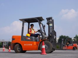 Cina: fiere del lavoro e corsi di formazione per favorire l’occupazione (2)