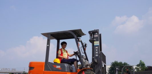 Cina: fiere del lavoro e corsi di formazione per favorire l’occupazione (2)