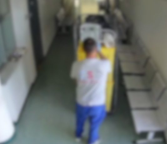 Napoli, ruba un condizionatore all’Istituto tumori: denunciato