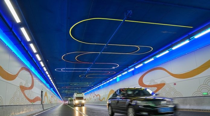 Cina: Jinan, aperto al traffico nuovo tunnel sotto il fiume Giallo (3)