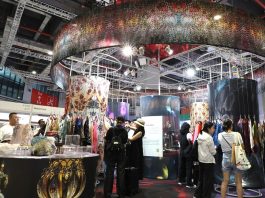Cina: iniziata l’Intertextile Shanghai Apparel Fabrics autunnale (1)