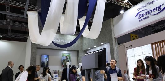 Cina: iniziata l’Intertextile Shanghai Apparel Fabrics autunnale (2)