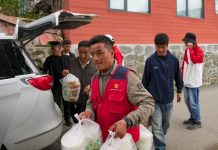 Cina: ricollocati residenti e turisti dopo colata di fango nello Xizang (2)