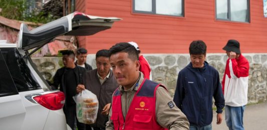 Cina: ricollocati residenti e turisti dopo colata di fango nello Xizang (2)