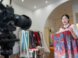 Cina: a Caoxian l’industria degli hanfu vale 13 miliardi di yuan (3)