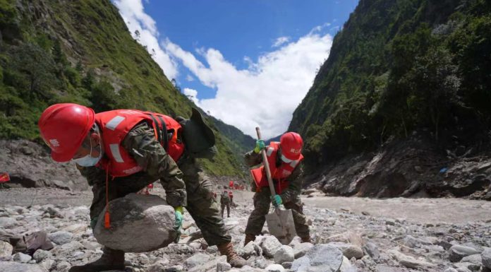 Cina: cinque morti e 558 dispersi per la colata di fango nello Xizang (2)