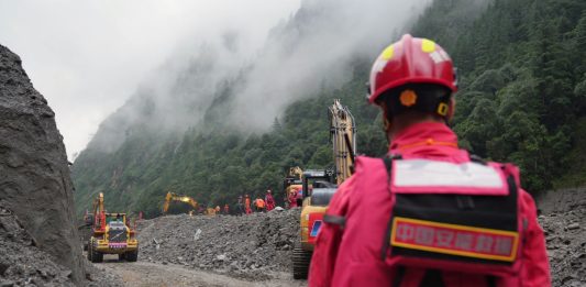 Cina: proseguono i soccorsi dopo la colata di fango a Gyirong nello Xizang (4)