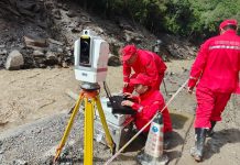 Cina: Xizang, oltre 2.000 soccorritori al lavoro dopo la colata di fango (3)
