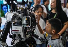 Cina: Guiyang, al via expo internazionale sull’industria dei big data (3)