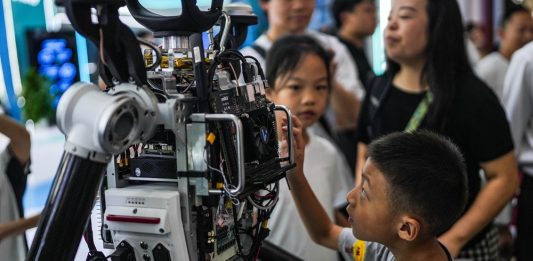 Cina: Guiyang, al via expo internazionale sull’industria dei big data (3)