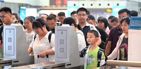 Cina: concluso il periodo di picco dei viaggi estivi (2)