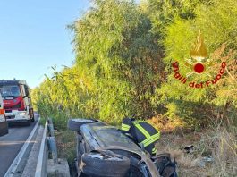 Auto contro il guardrail a Posada, quattro feriti