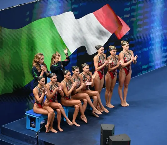 Nuoto artistico, l’Italia conquista il bronzo europeo nella routine acrobatica a squadre