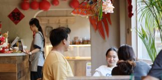 Cina: il “Villaggio di pietra” di Tianjin attrae numerosi turisti (3)