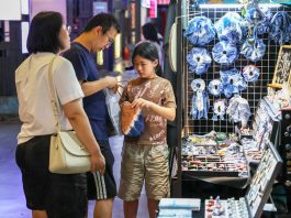 Cina: Shenyang, ex fabbrica trasformata in parco culturale e creativo (3)