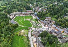 Cina: Hunan, Huxingshan attira turisti con clima montano e ricco patrimonio (2)