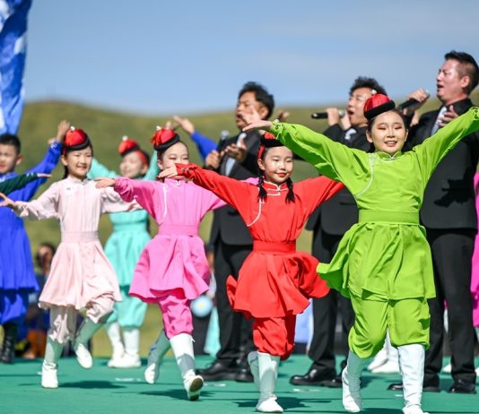 Cina: turismo sotto le stelle nelle praterie della Mongolia Interna (2)