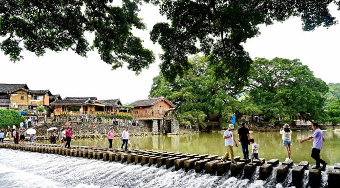 Cina: turismo e cultura valorizzano gli antichi Tulou del Fujian (1)