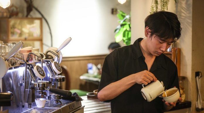 Cina: Shenyang, storica Bajing Street diventa meta turistica grazie al caffè (1)