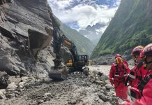 Cina: Xizang, oltre 2.100 soccorritori impegnati nelle ricerche dopo colata di fango (1)