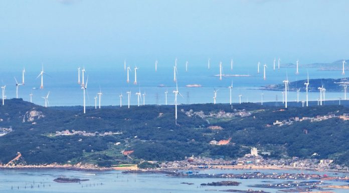Cina mira a una produzione di energia da fonti non fossili al 50% entro il 2030
