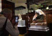 Cina: le incisioni rupestri di Dazu in mostra a New York (1)